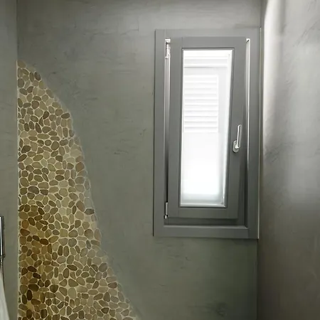 Enalion White Appartement Oia (Santorini)