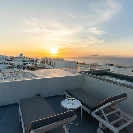 Enalion White * Oia (Santorini)