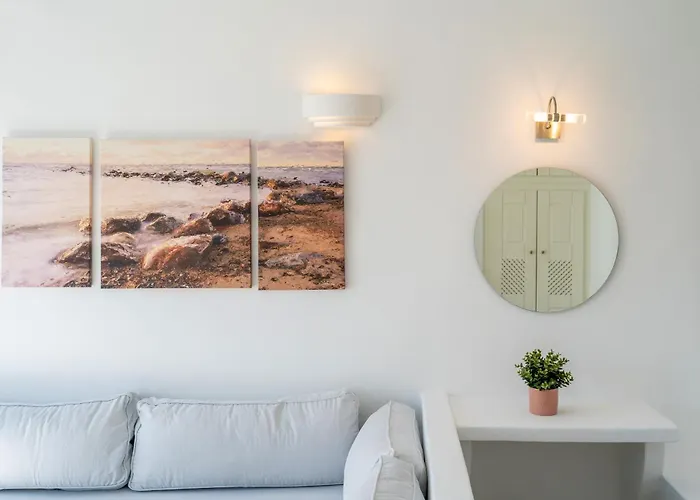 Enalion White Oia (Santorini)